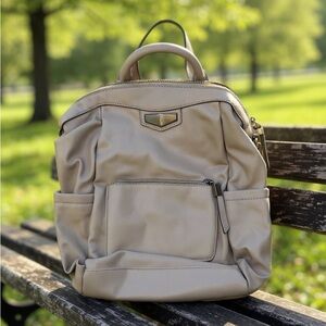 Elegant Vera Wang gray Women's Backpack